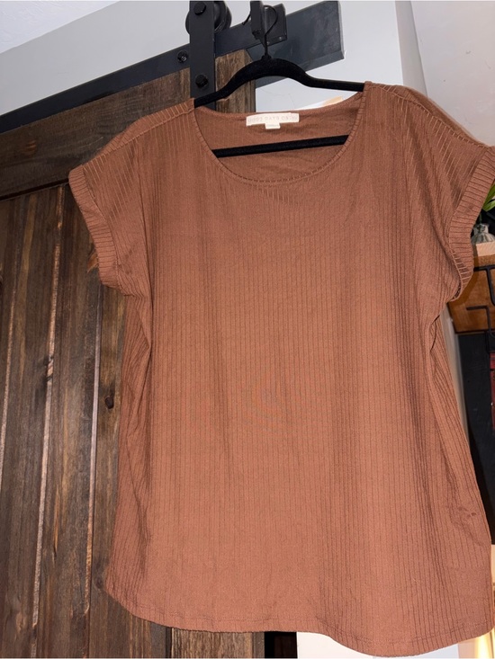 good days only Tops - Short Sleeve Ribbed Tee